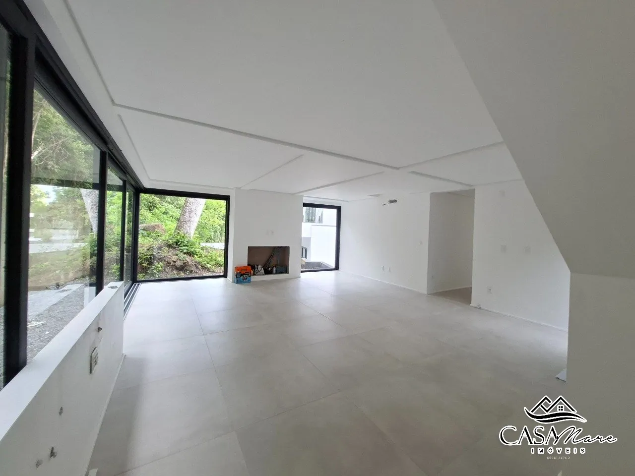 Casa com 3 suítes, vista para o mar e rooftop em Canasvieiras, foto 3