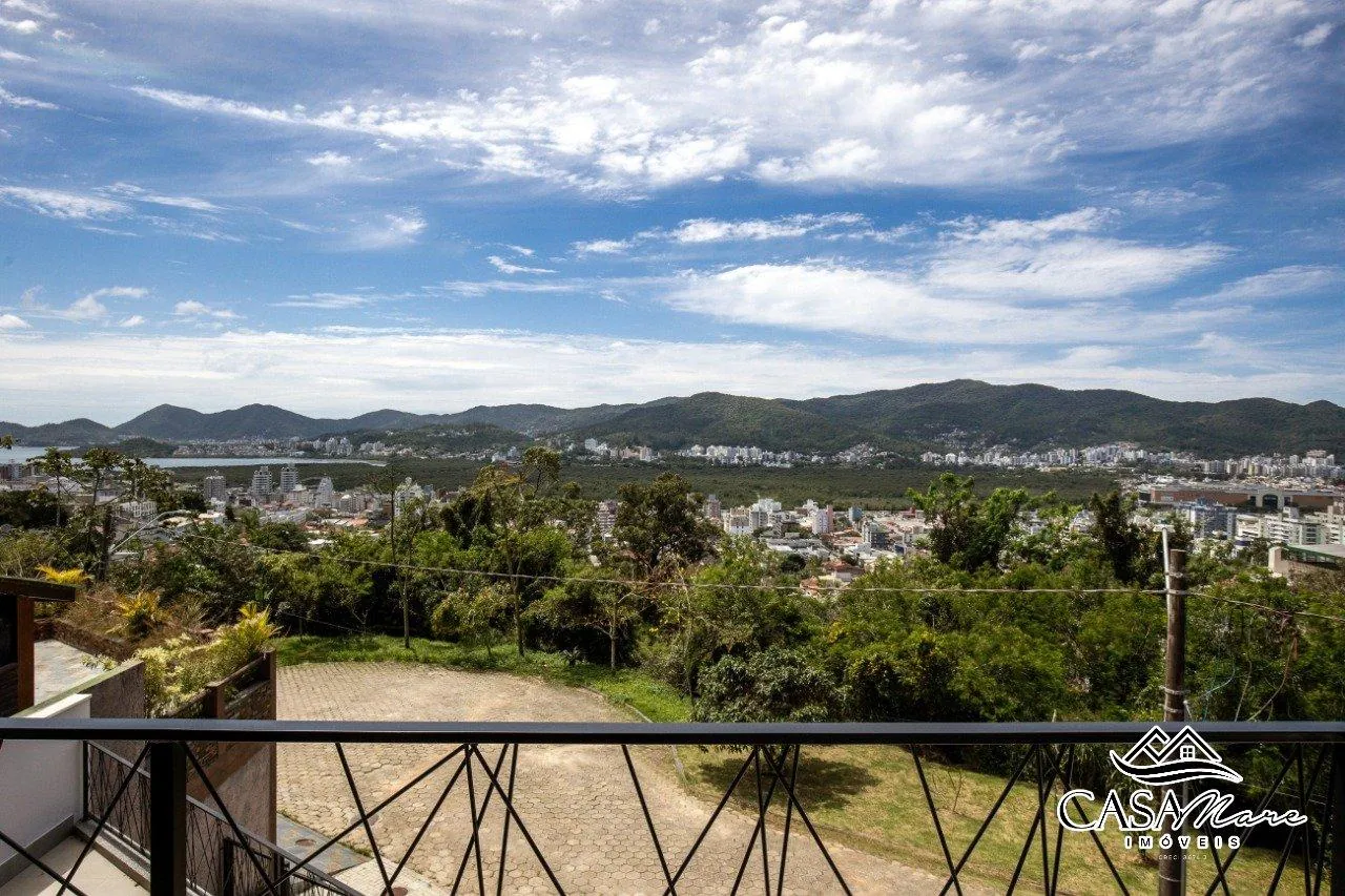 Casa com 4 quartos e vista para a Baía Norte na Trindade, foto 2