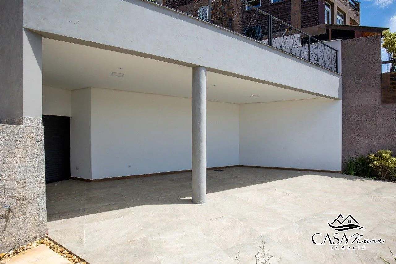Casa com 4 quartos e vista para a Baía Norte na Trindade, foto 3