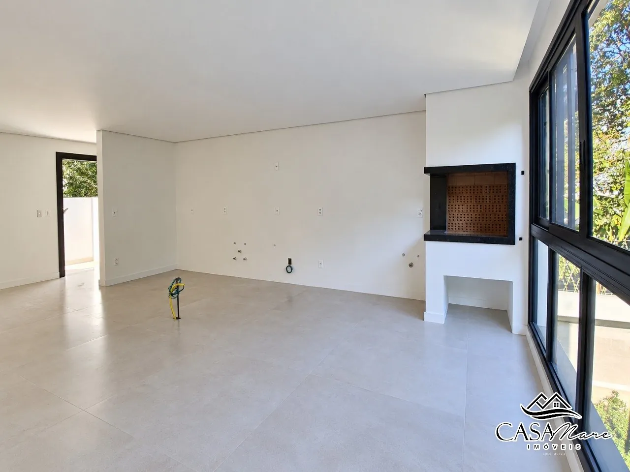 Casa com 3 quartos e piso aquecido no Córrego Grande, foto 2
