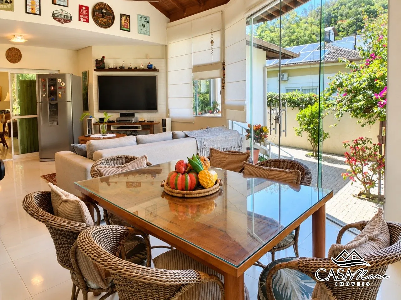 Casa em condomínio com 3 suítes e pomar no Córrego Grande, foto 3
